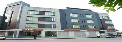 Hotel Gulnar New Delhi Exterior photo